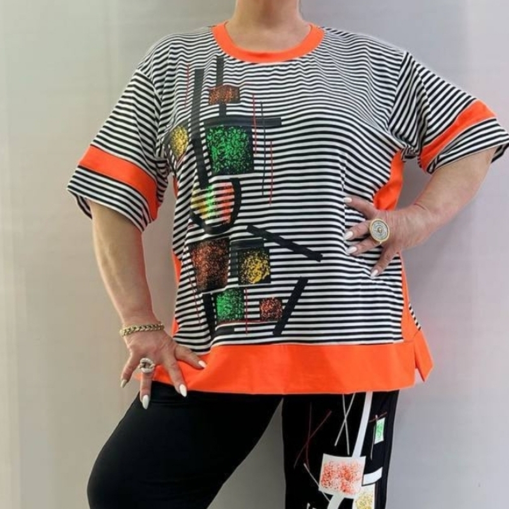 Top and pants set with colorful abstract Size XL